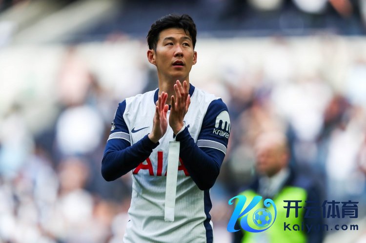 詹俊谈巴萨特意孙兴慜：不是应该优先计划寻找莱万的交班东说念主么？